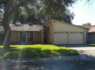 9254 Ridgeland St, San Antonio, TX 78250