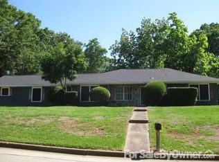 5 Sandy Ln, Palestine, TX 75801