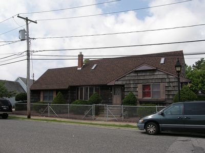 30 Homan Ave, Bay Shore, NY, 11706