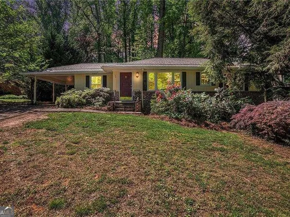 1865 Winchester Trl, Atlanta, GA 30341