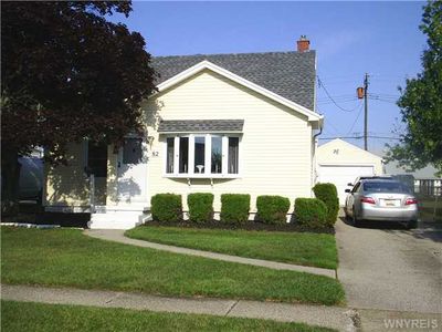 82 Elaine Ct, Cheektowaga, NY, 14225