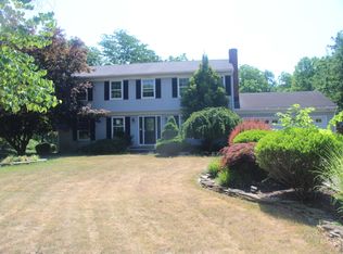 3 Barley Sheaf Rd, Flemington, NJ 08822