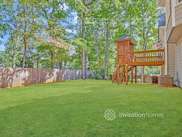 2447 Doubletree Dr NW — Photo 27