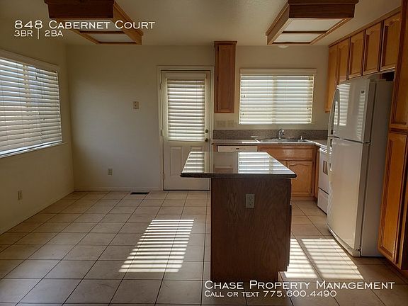 4th image of 848 Cabernet Ct