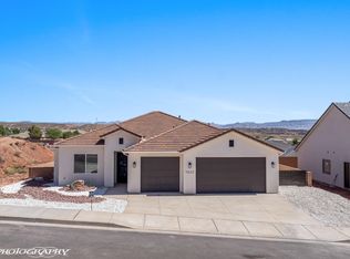 1922 N Leora Dr, Washington, UT 84780