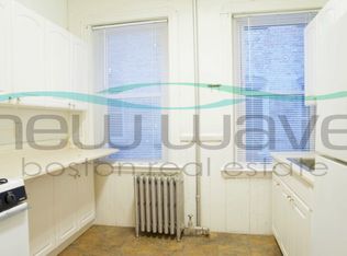 36 Anderson St APT 4, Boston, MA 02114