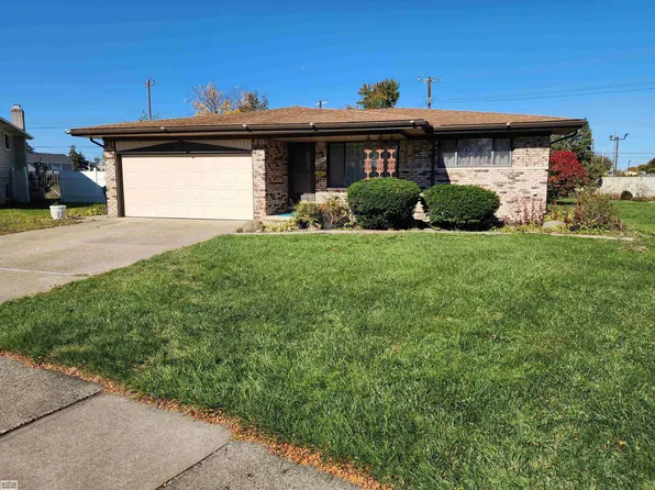 36615 Jeffrey Dr, Sterling Heights, MI 48310