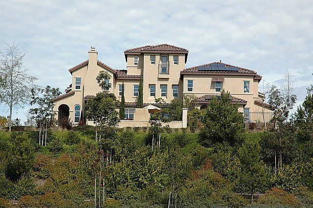 House on the ridgeway of greenbelt
