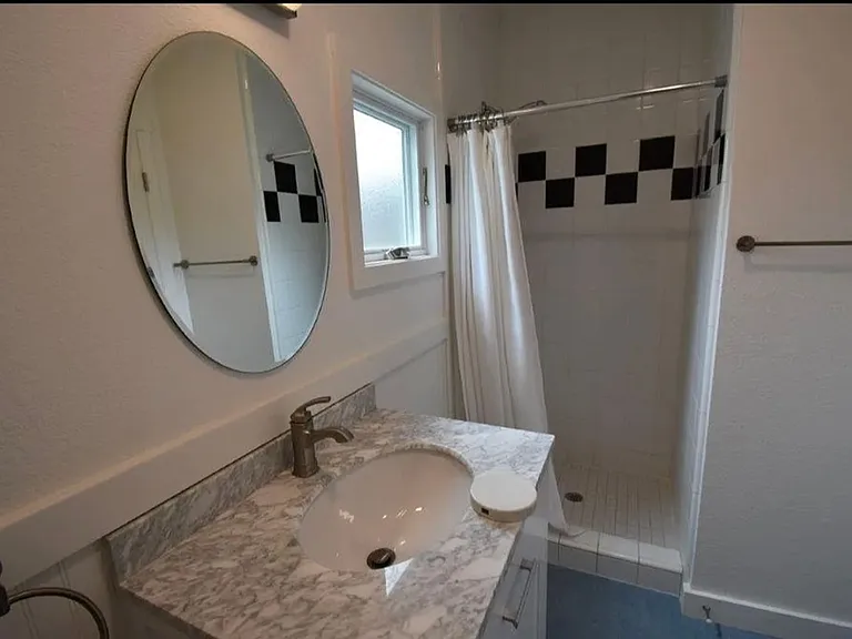 816 Spencer Ave — Photo 5