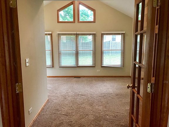 5th image of 25546 W Cinnamon Ct