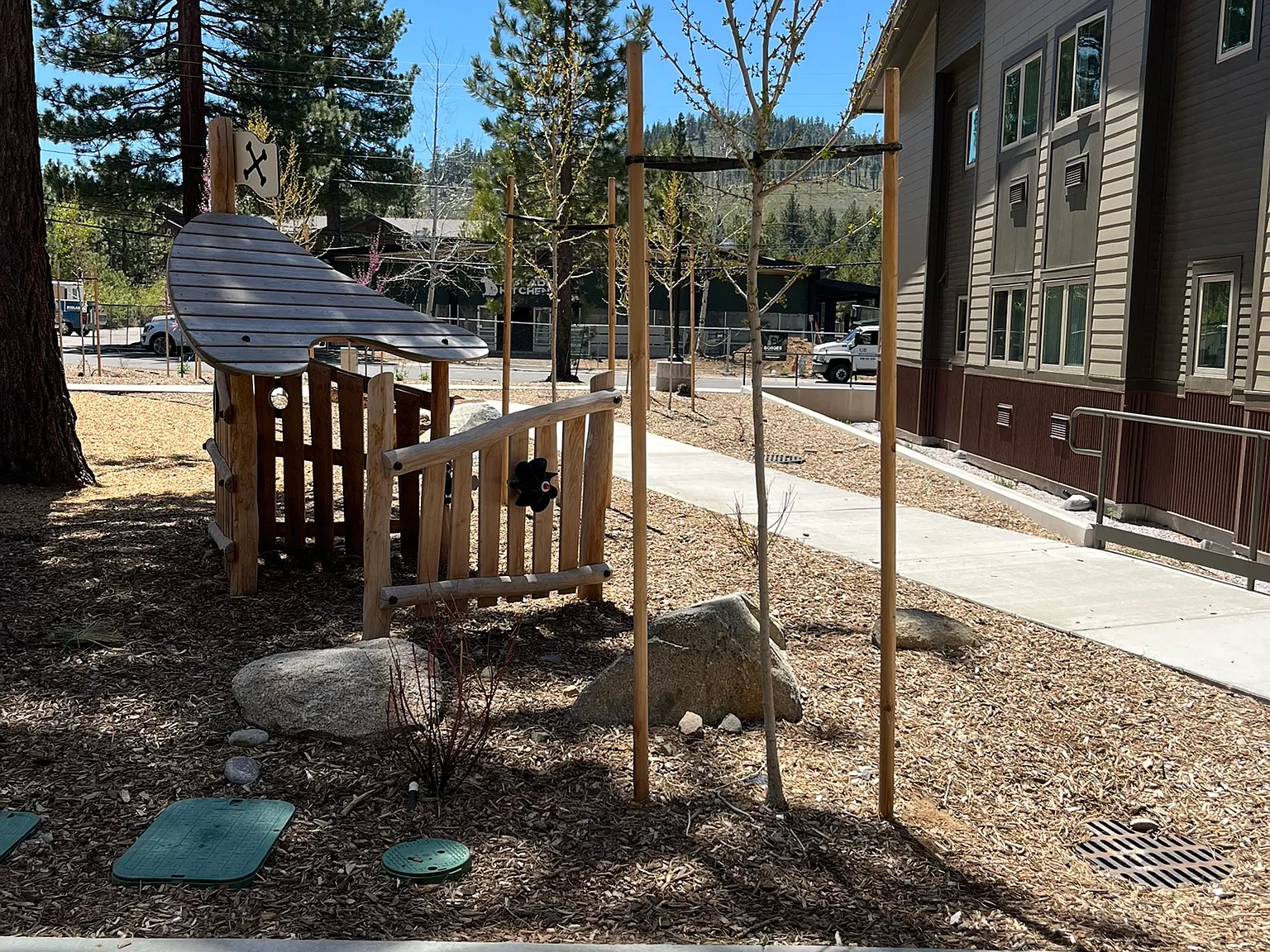 Sugar Pine Village — Photo 4