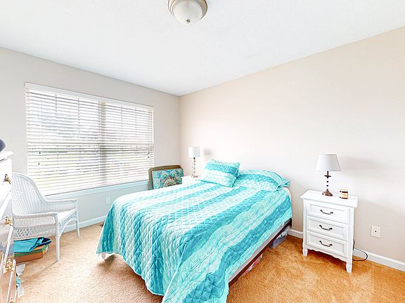 3rd image of 804 Ashton Park Dr