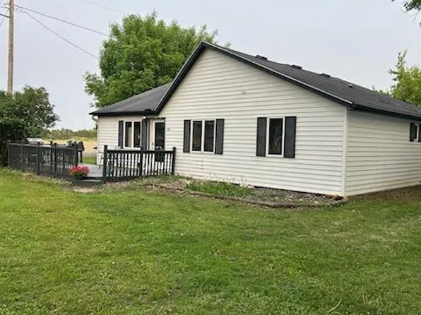 152 South Ave E, Clear Lake, WI 54005