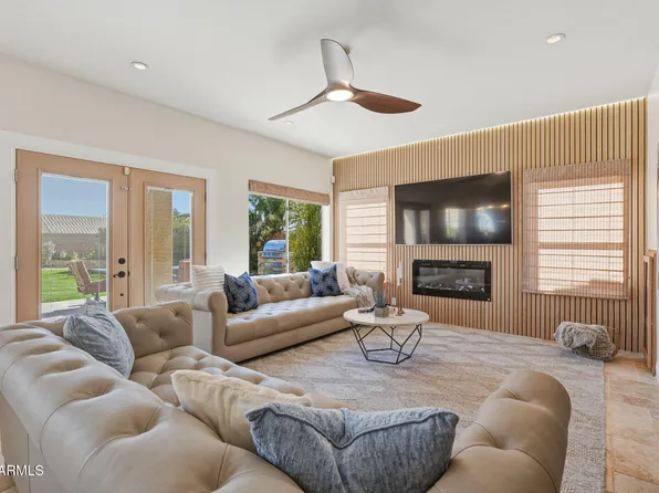 15229 S 15TH Avenue, Phoenix, AZ 85045