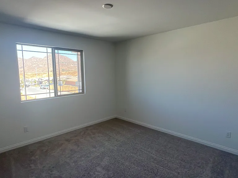 21469 Thomas Ct — Photo 56