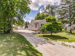 14121 60th St, Bristol, WI 53104