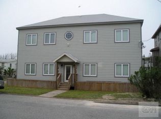 1017 11th St, Galveston, TX 77550