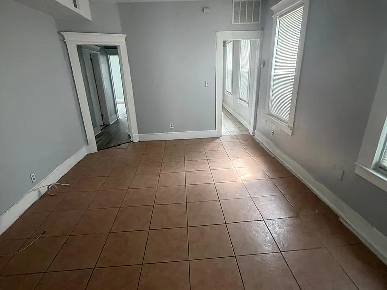 138 S 10th St #2 — Photo 7