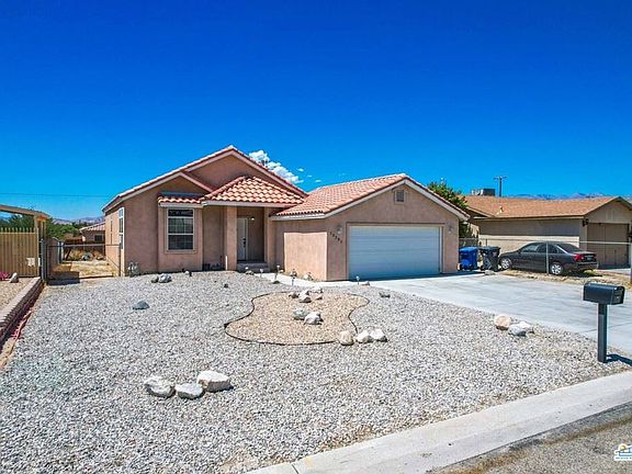 2nd image of 16281 Avenida Merced