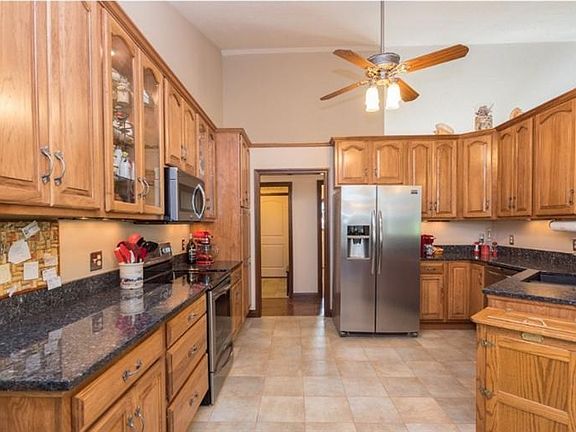 3rd image of 103 Hazel Hollow Ct