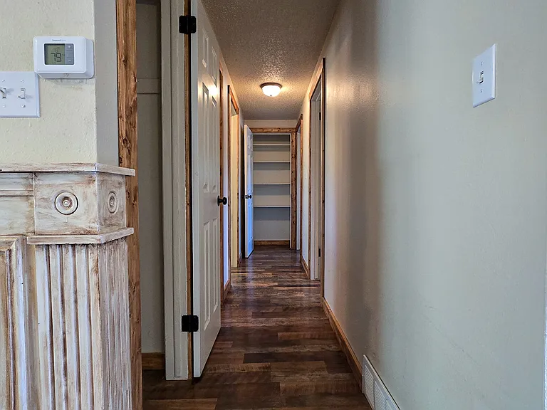 2120 N Wilson Ave — Photo 14