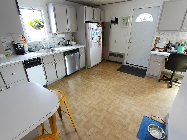 122 Morrison Ave #2 — Photo 3