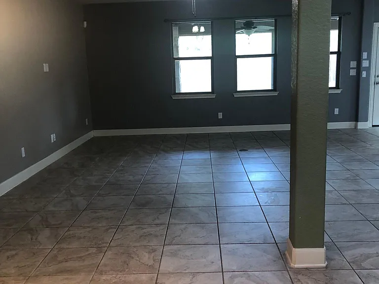 5042 Segovia Way — Photo 14