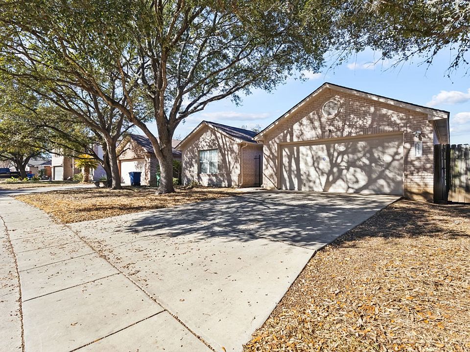1st image of 3223 Preston Hall Dr