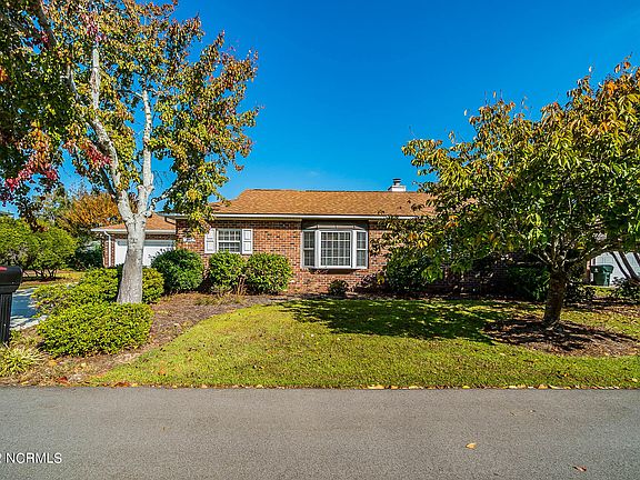 3rd image of 101 Bogue Drive