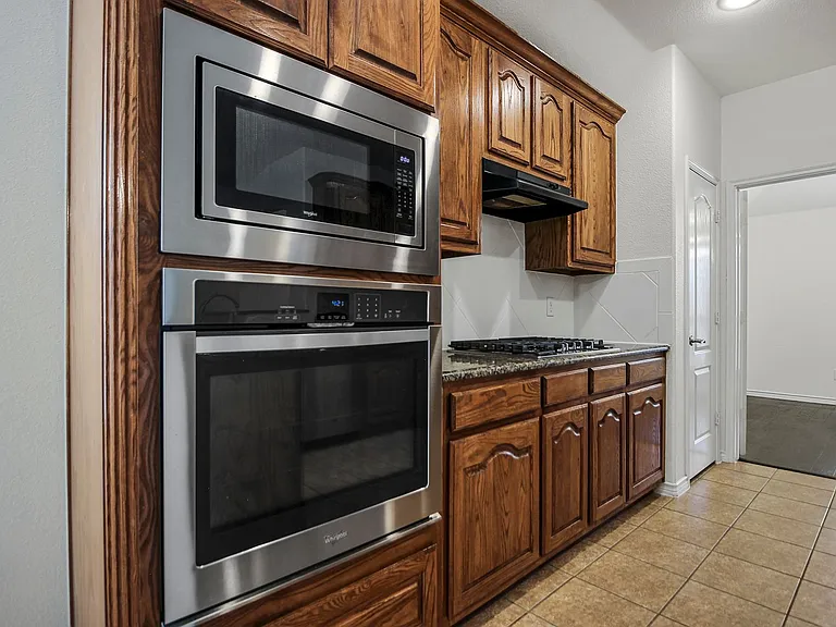 13463 Four Willows Dr — Photo 4