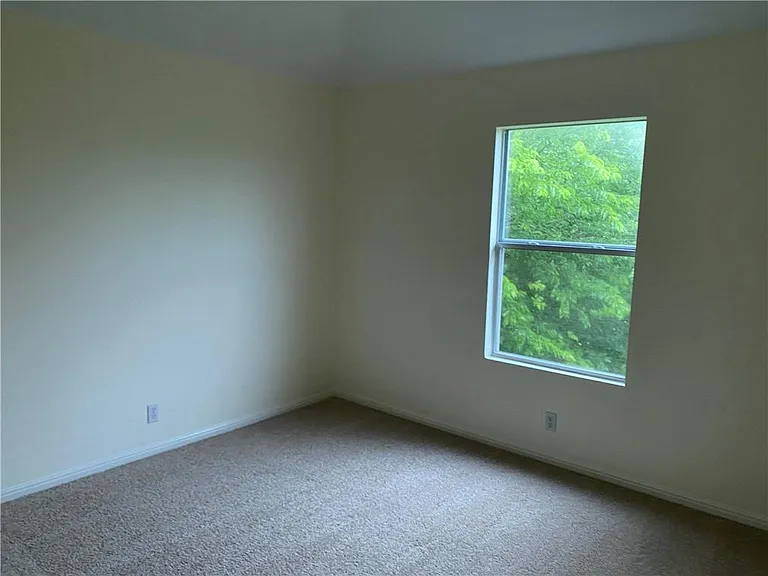 9102 Magna Carta Loop — Photo 17