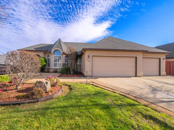 1063 River Ridge Dr, Redding, CA 96003