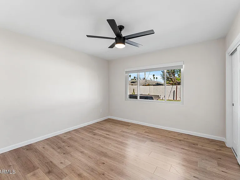 8302 E Windsor Ave — Photo 22