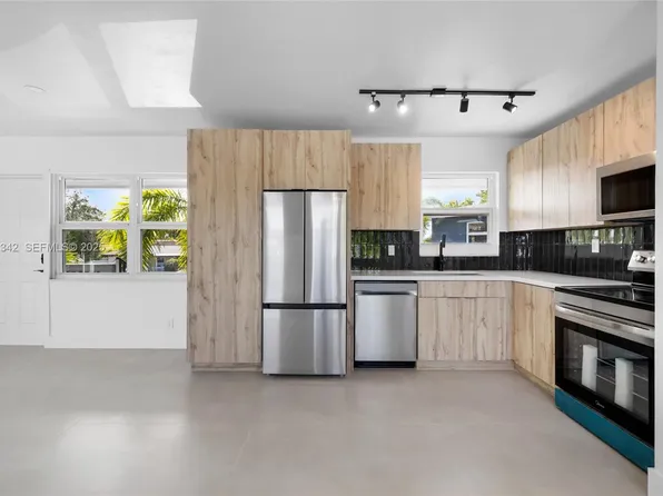 5195 NE 18th Ave APT 3, Fort Lauderdale, FL 33334