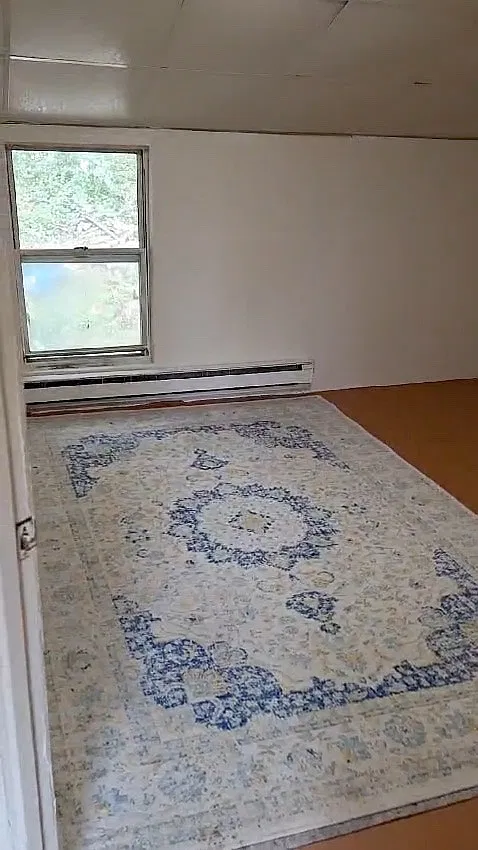 3 bed, 1710 sqft, $1,500 — Photo 2