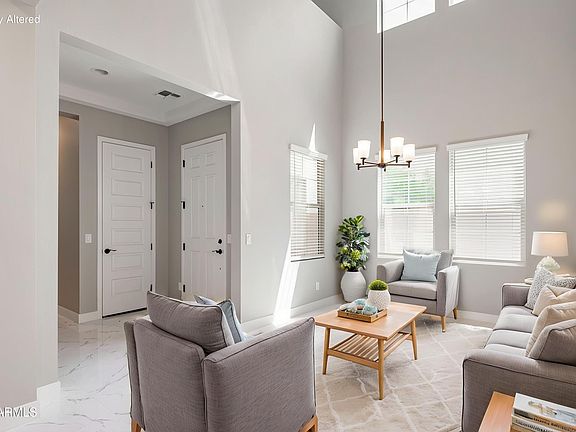 3rd image of 3511 E Crest Lane