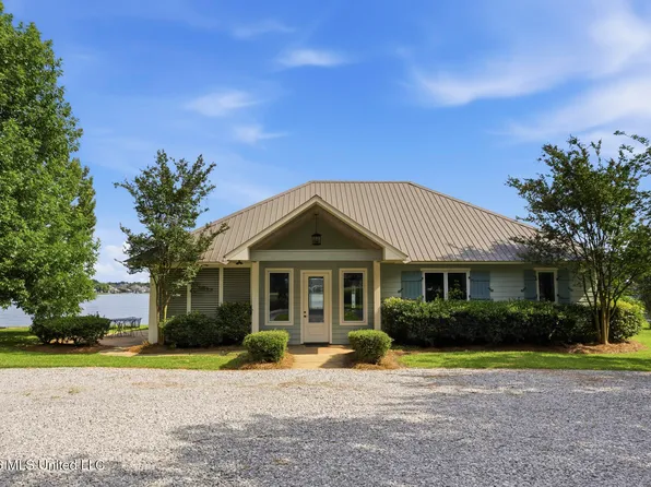 123 Waterford Ln, Madison, MS 39110
