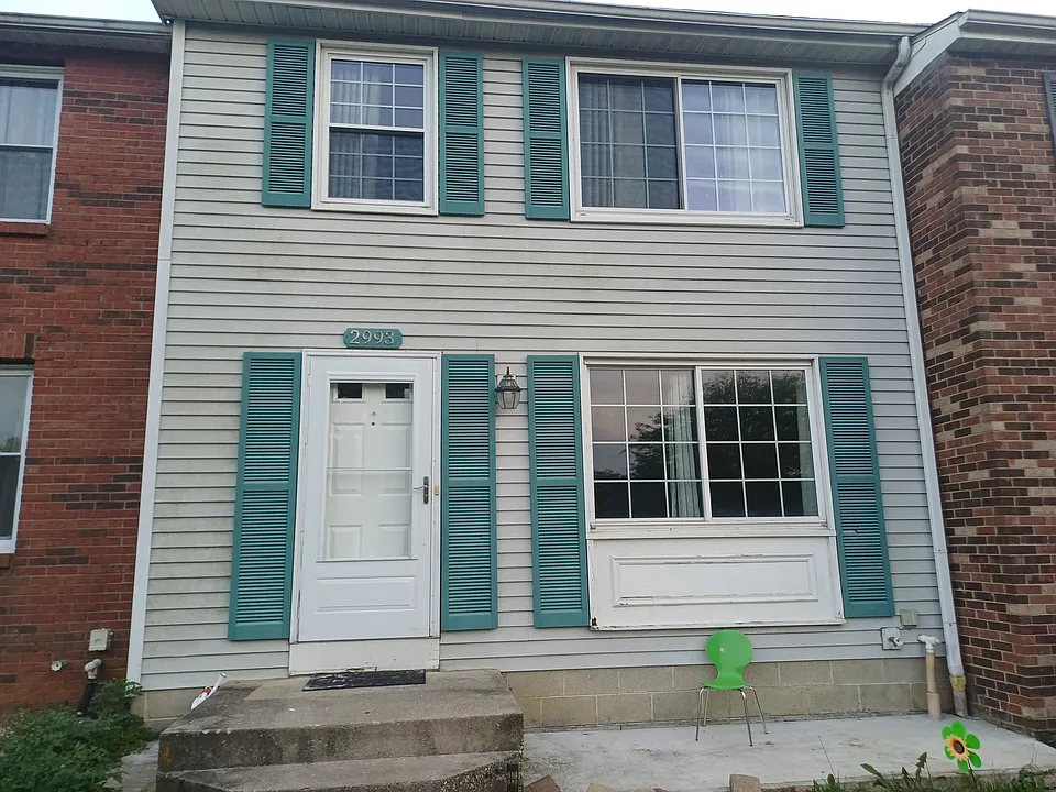 2993 Grandwoods Cir