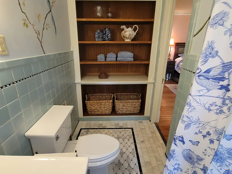 1826 Summit Ave #1 — Photo 8