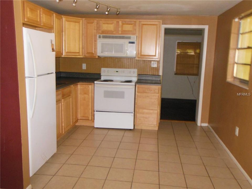 2nd image of 8002 Mays Ave