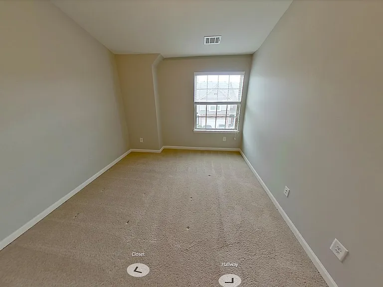 5512 Radford Loop — Photo 11