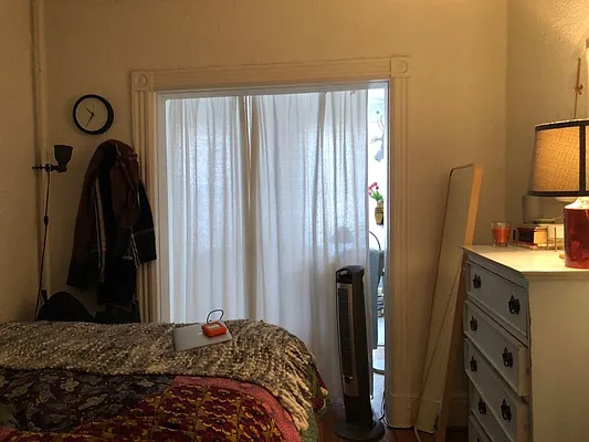 Rented by Metropolitan Realty | media 9