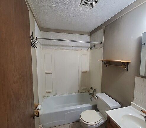 2nd image of 402 2nd St N APT 4