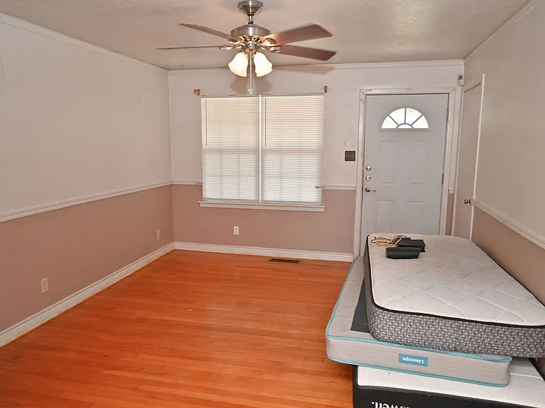 4644 Bunny Run Dr — Photo 3