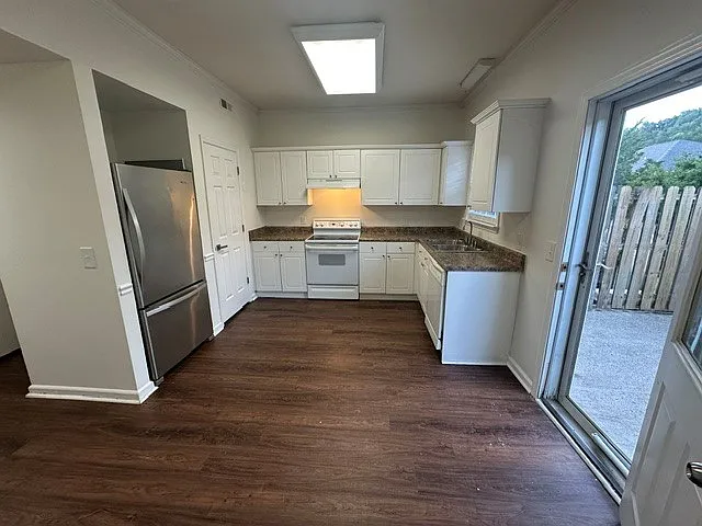 2121 Highway 12 S — Photo 12