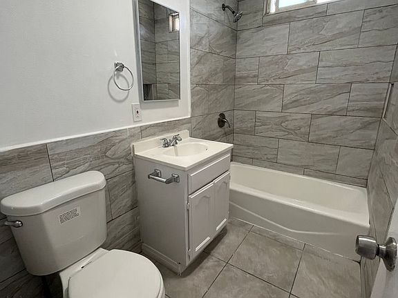 4th image of 626 E 99th St APT A