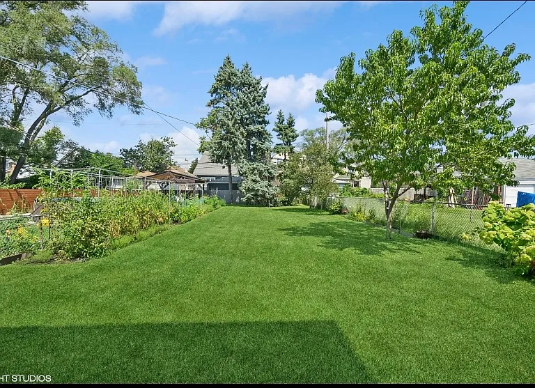 5104 W Cornelia Ave #BASEMENT — Photo 10