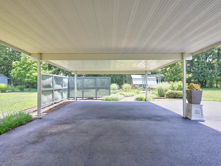 3215 Arthur Dr — Photo 22