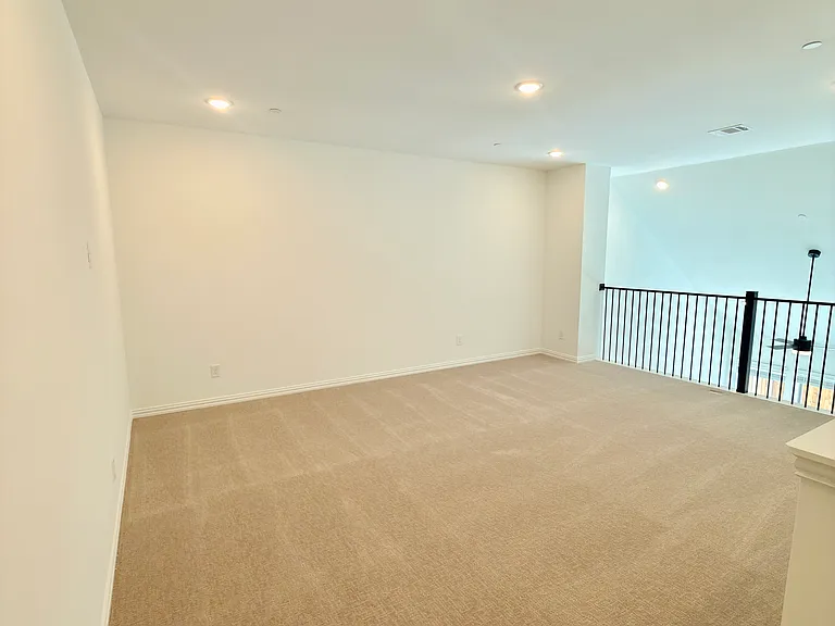 3562 Pierce Ln — Photo 24