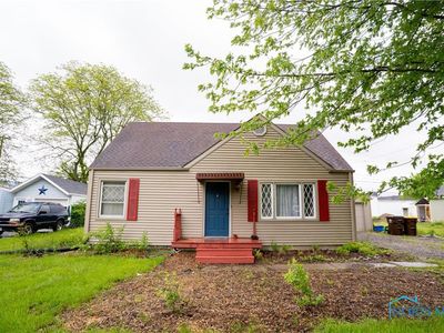 1702 E Hopkins St, Defiance, OH, 43512